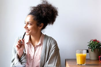 Woman Approved for Installment Loan with Bad Credit - Check `n Go